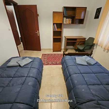 Paikos Townhouse, Hot Springs Konstantia