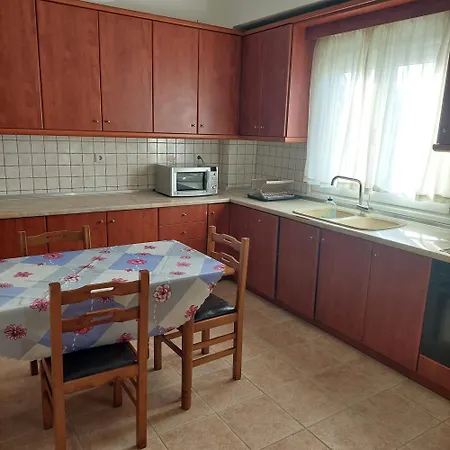 Paikos Townhouse, Hot Springs Konstantia